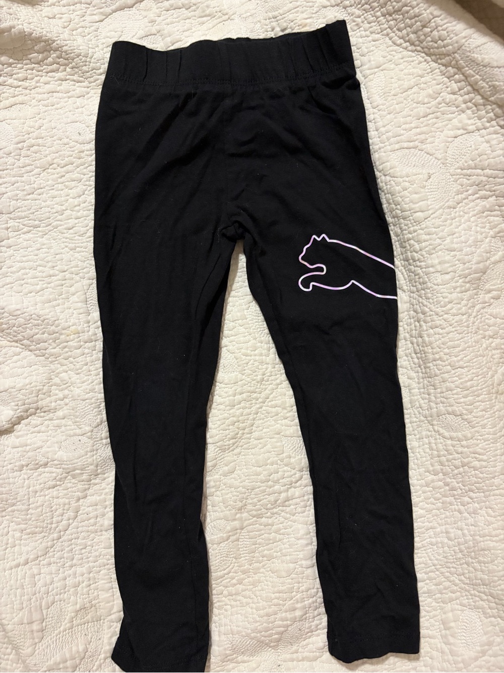 Girls 5T Puma Black Leggings with Pink Puma Outline